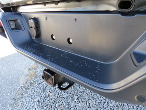 Used 2021 Jeep Gladiator Overland w/ Popular Equipment Package AWD/4WD image 14