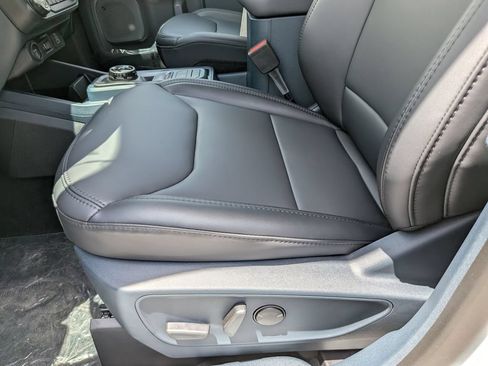 New 2026 Ford Maverick Lariat w/ Black Appearance Package AWD/4WD image 19