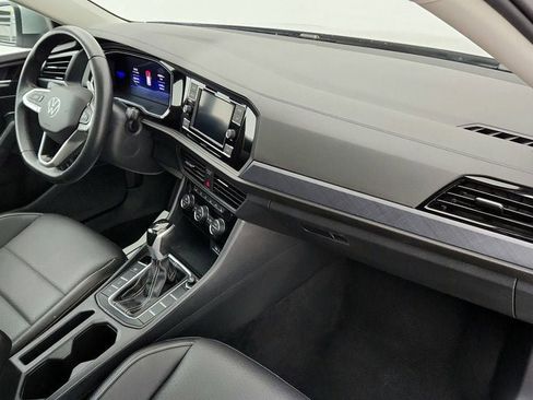 Used 2024 Volkswagen Jetta SE image 26