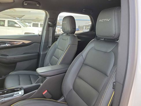 Used 2025 Chevrolet TrailBlazer ACTIV w/ Convenience Package image 7