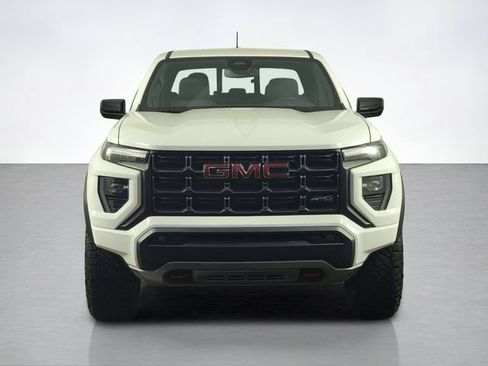 Used 2024 GMC Canyon AT4 w/ Canyon Safety Plus Package AWD/4WD image 8