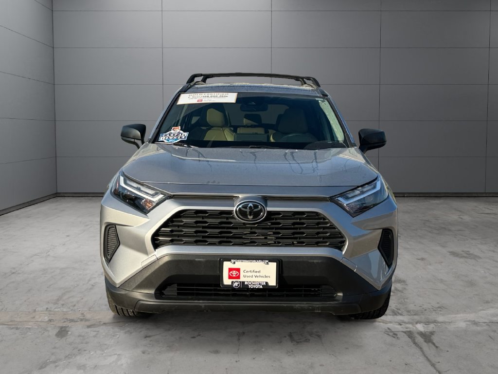 Certified 2025 Toyota RAV4 LE AWD/4WD image 8