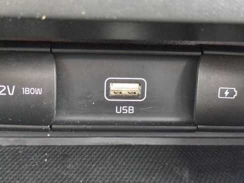 Used 2022 Kia Soul X-Line image 22