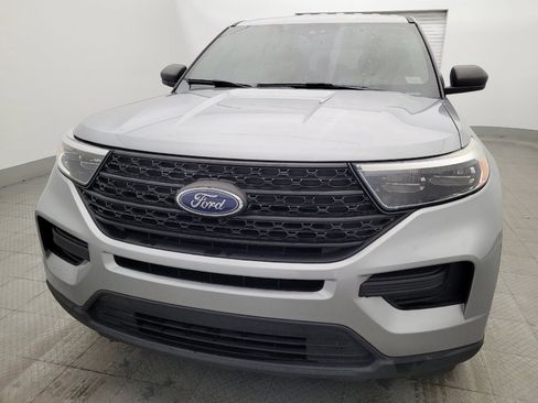 Used 2022 Ford Explorer 2WD image 15