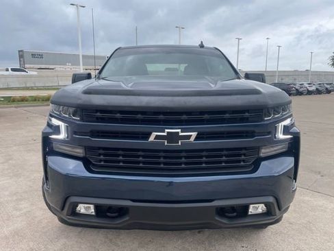 Used 2021 Chevrolet Silverado 1500 RST w/ Z71 Off-Road Package image 2