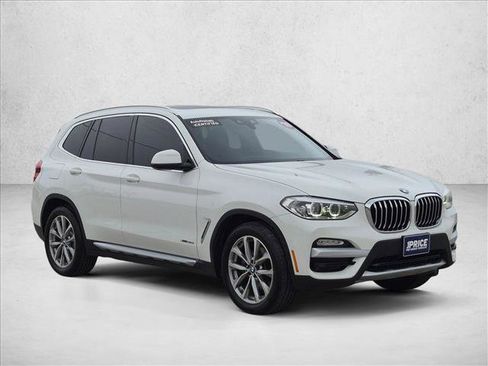 Used 2018 BMW X3 xDrive30i AWD/4WD image 3
