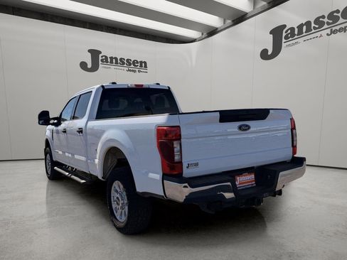 Used 2022 Ford F250 XLT image 2