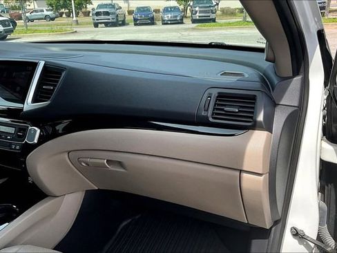 Used 2020 Honda Ridgeline RTL-E image 21