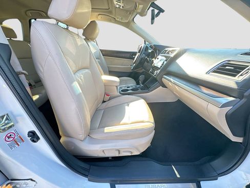 Used 2019 Subaru Outback 2.5i Limited image 37