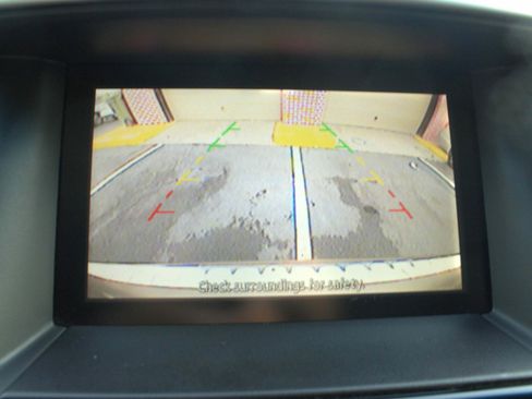 Used 2014 Nissan Pathfinder SV image 30