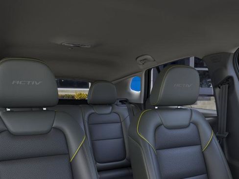 New 2026 Chevrolet Trax ACTIV w/ Driver Confidence Package FWD image 24