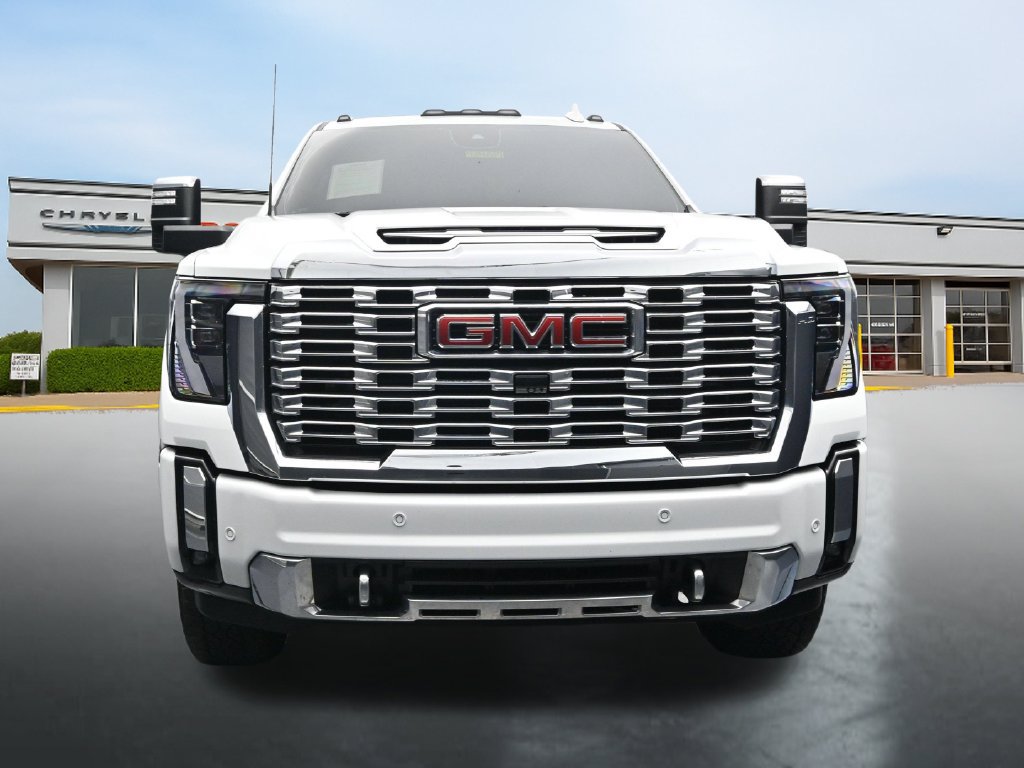 Used 2025 GMC Sierra 2500 Denali w/ Denali Reserve Package AWD/4WD image 8