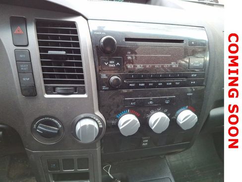 Used 2012 Toyota Tundra 4x4 CrewMax image 10