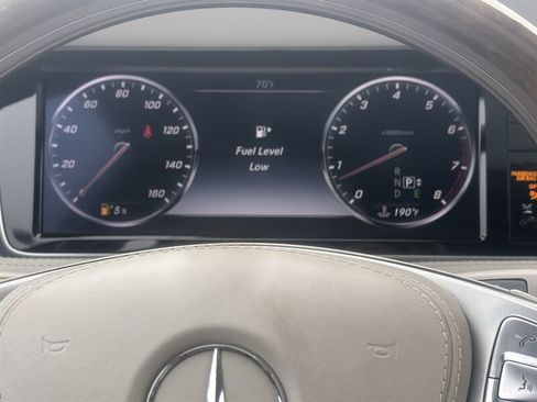Used 2015 Mercedes-Benz S 550 4MATIC Sedan image 29
