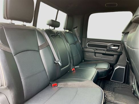 Used 2024 RAM 2500 Laramie w/ Night Edition image 27