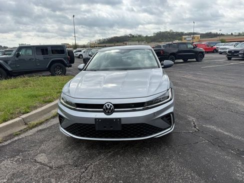 Used 2025 Volkswagen Jetta S FWD image 3