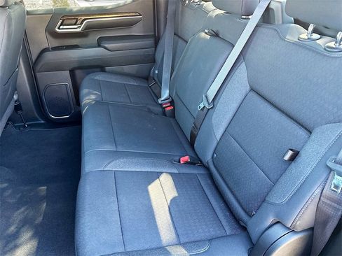 Used 2024 GMC Sierra 1500 Elevation image 25