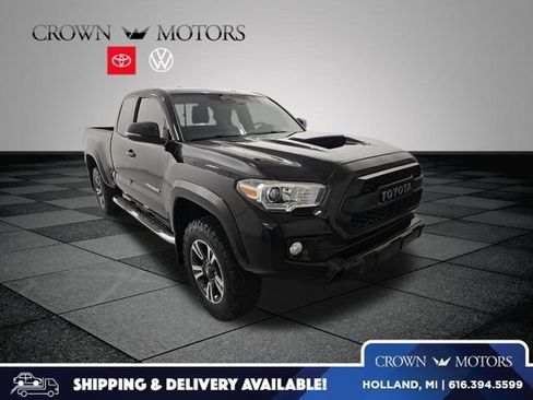 Used 2016 Toyota Tacoma TRD Sport w/ Towing Package AWD/4WD image 1