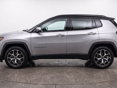 Used 2025 Jeep Compass Limited AWD/4WD image 7