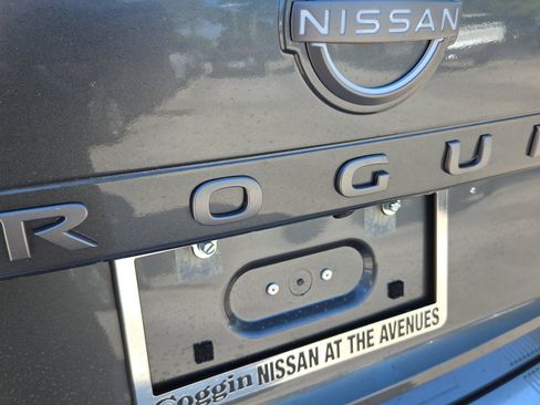 New 2026 Nissan Rogue SV FWD image 16