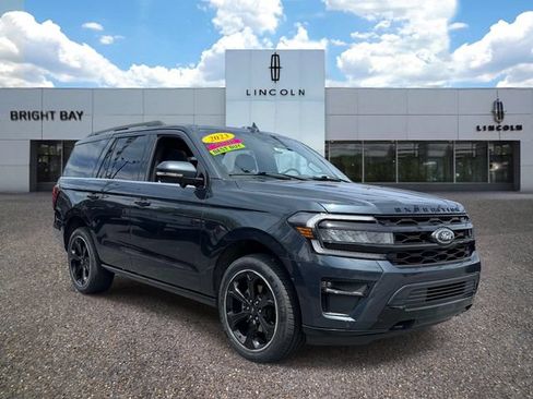 Used 2023 Ford Expedition Limited AWD/4WD image 1
