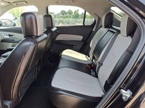 Used 2017 Chevrolet Equinox Premier w/ Enhanced Convenience Package AWD/4WD image 11