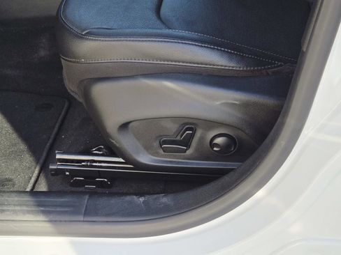 Used 2024 Jeep Compass Limited w/ Elite Group image 37