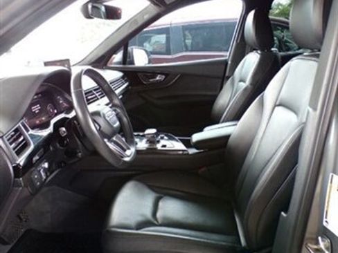 Used 2018 Audi Q7 3.0T Prestige w/ Prestige Package AWD/4WD image 11