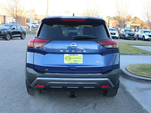 Used 2023 Nissan Rogue SL w/ SL Premium Package image 7
