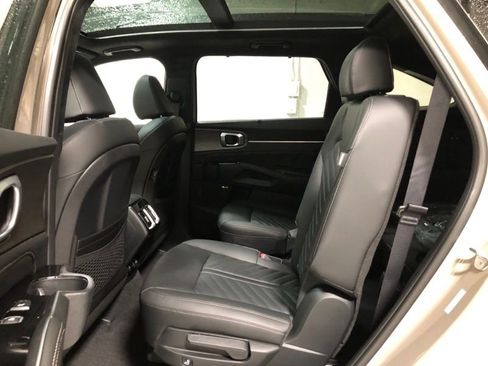 New 2026 Kia Sorento SX Prestige image 17
