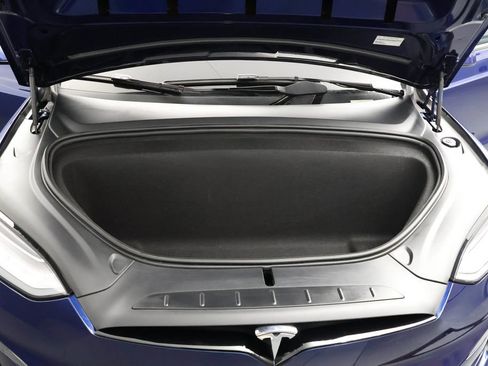 Used 2022 Tesla Model X Base image 21