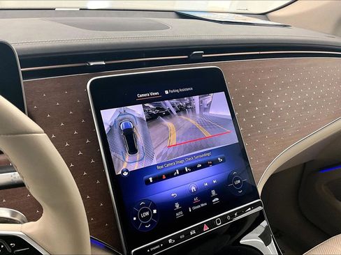 Certified 2023 Mercedes-Benz EQS 450+ SUV image 28