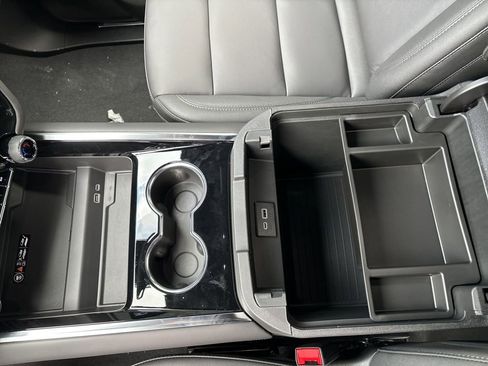 New 2026 Chevrolet Tahoe LT w/ Comfort Package image 18