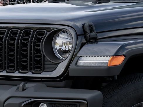 New 2026 Jeep Gladiator Sport AWD/4WD image 10