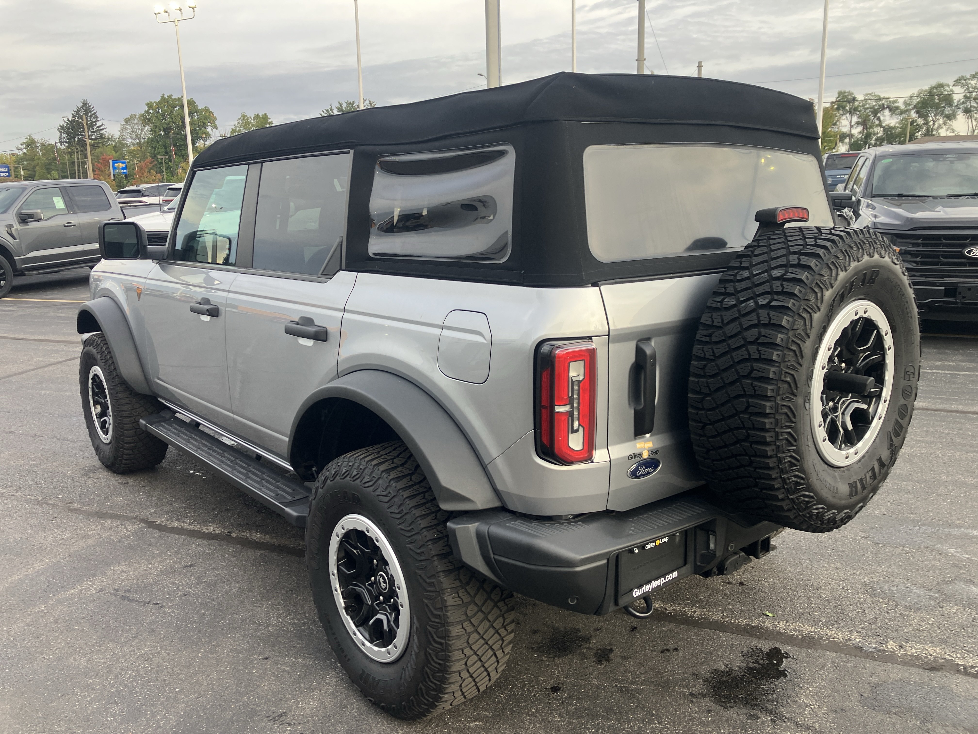 Used 2023 Ford Bronco Badlands w/ Sasquatch Package AWD/4WD image 6
