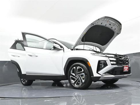 Used 2025 Hyundai Tucson Limited FWD image 41