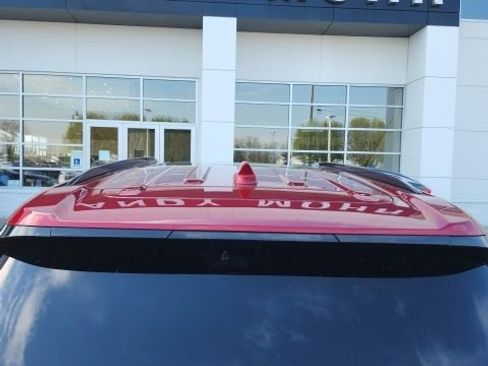 Used 2025 Buick Enclave Sport Touring w/ Power Package image 7