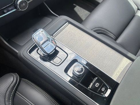 New 2026 Volvo XC90 B6 Ultra w/ Lounge Package image 13