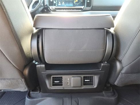 Used 2022 Chevrolet Silverado 1500 LT w/ Protection Package image 13