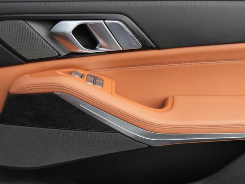 Certified 2025 BMW X7 xDrive40i image 33