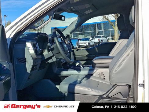 Used 2023 Ford F150 Lightning Pro image 15