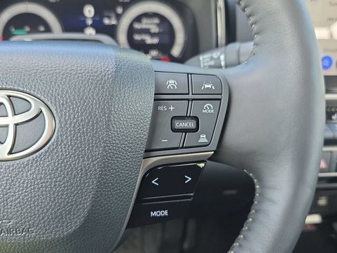 Used 2026 Toyota Camry XLE w/ Premium Plus Package FWD image 17