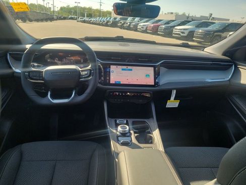 New 2026 Jeep Cherokee Laredo AWD/4WD image 22