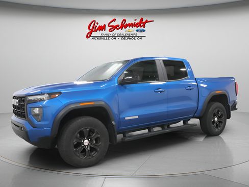 Used 2023 GMC Canyon Elevation w/ Elevation Premium Package AWD/4WD image 2