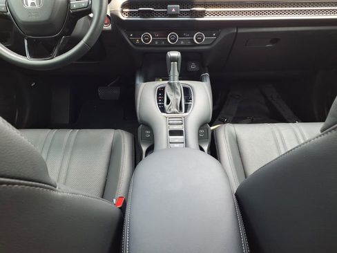 Used 2024 Honda HR-V EX-L image 11