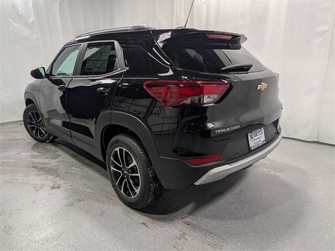 New 2026 Chevrolet TrailBlazer LT w/ LT Cold Weather Package image 5