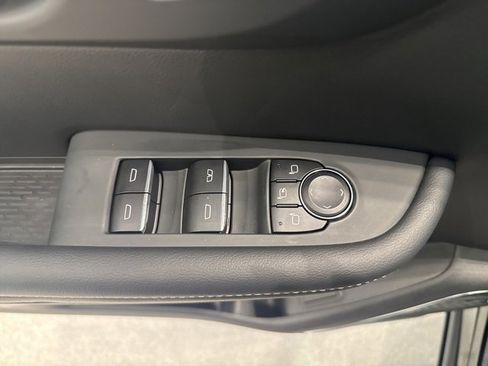 Certified 2025 Buick Enclave Sport Touring w/ Power Package image 24