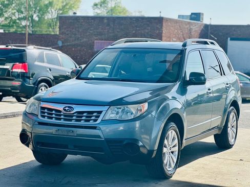 Used 2013 Subaru Forester 2.5X Premium image 2