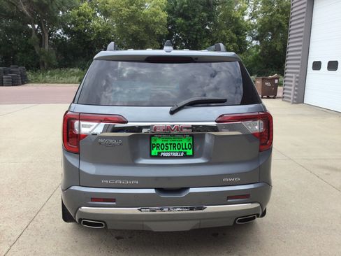 Used 2020 GMC Acadia Denali AWD/4WD image 4