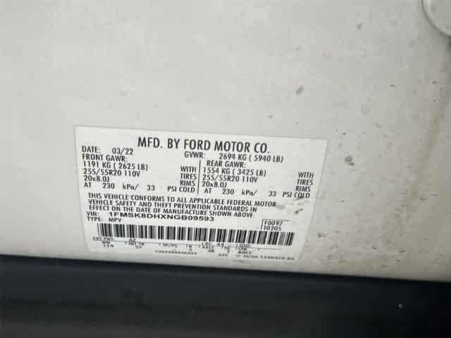 Used 2022 Ford Explorer XLT w/ Equipment Group 202A AWD/4WD image 30